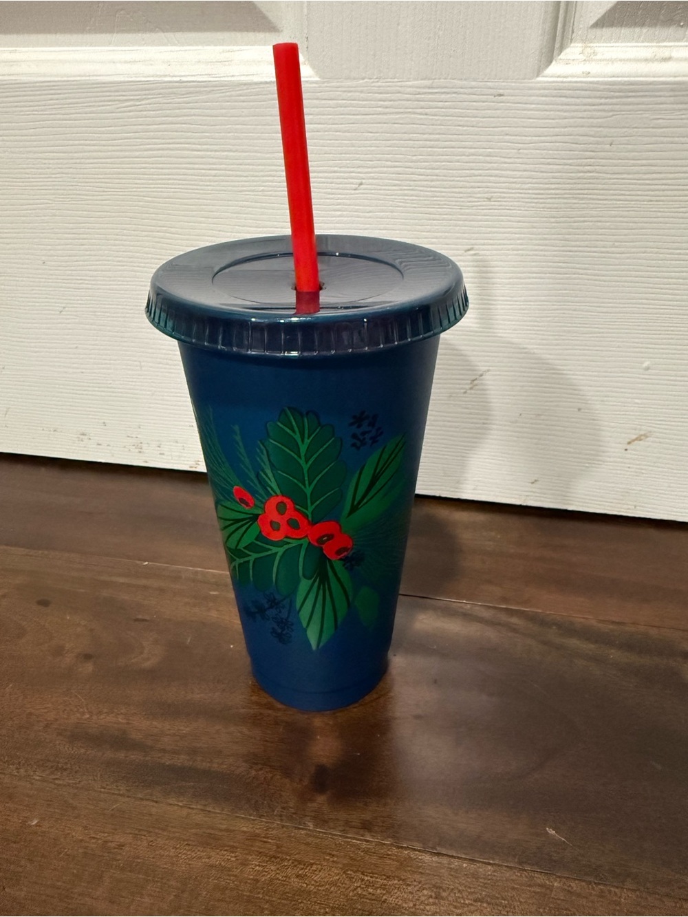 Starbucks Holiday Poinsettia Red Floral Cold Cup Tumbler Green Lid